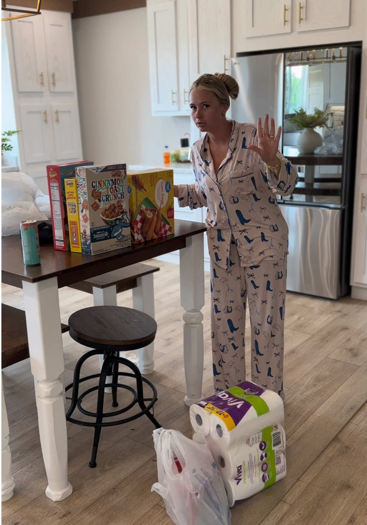 A post by @kylieapitts on TikTok caption: What a morning is like in my life!😂 anyone else feel me on the grocery delivery?!😩 I even put my dogs up and they still make me come out…. #sahmlifestyle #ditl #momtent #morningroutine #grocerydelivery #cleaning 
