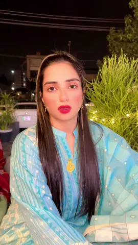 A post by @wardamalik94 on TikTok caption: Tum yah kya kar raha ho or Kyu? 😡Bewafa gana delet kero @Inzi Dx yah fir ma karwo? Inzi 