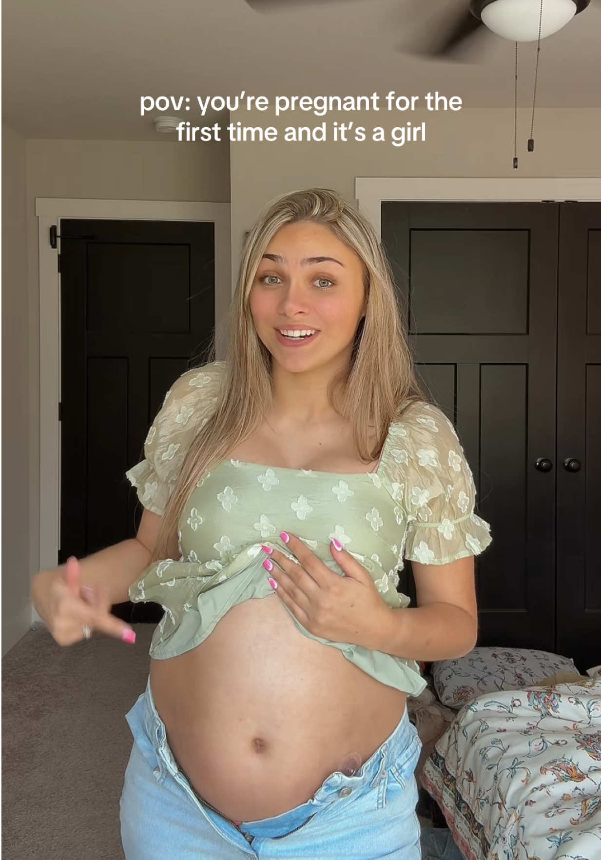 A post by @arianalee99 on TikTok caption: Basically the only thing i talk about 🤭🩷 #pregnant #pregnancy #20weeks #2025baby 