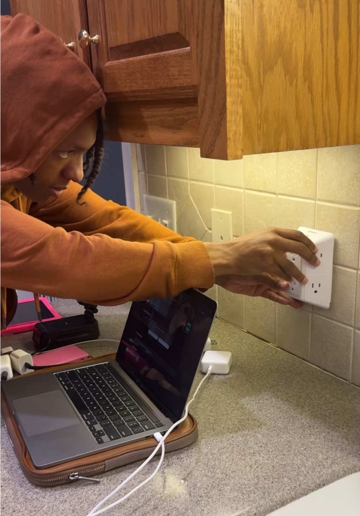 A post by @k.lala104 on TikTok caption: Get rid of all of those unnecessary extension cords and shop with @Powrui Shop 🔌⚡️ #TikTokShopMemorialDay #fyp #lifehacks #surgeprotector #viral #outlet #powerstrip #multiplugoutlet #usb #charger #tiktokshopfinds #plug #outlets #multiplug