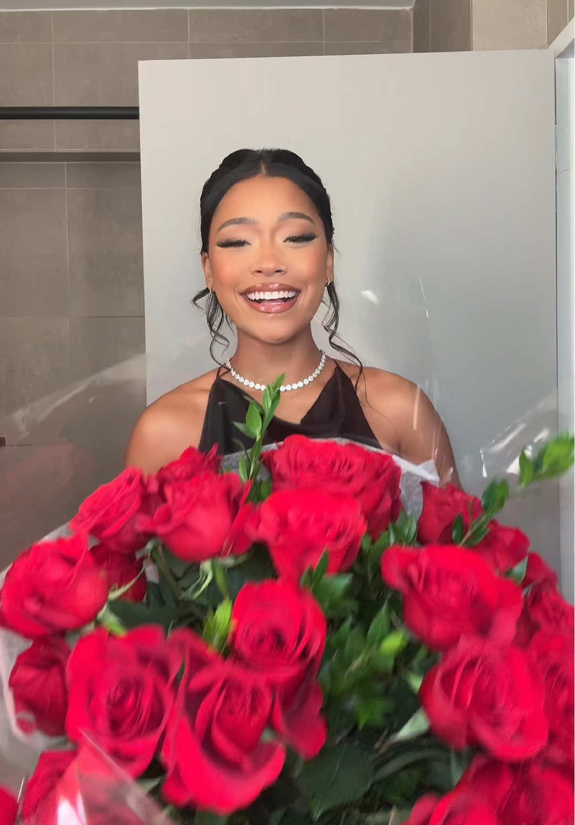 A post by @leilanigreen on TikTok caption: RED CARPET GLAM ACTIVATED 