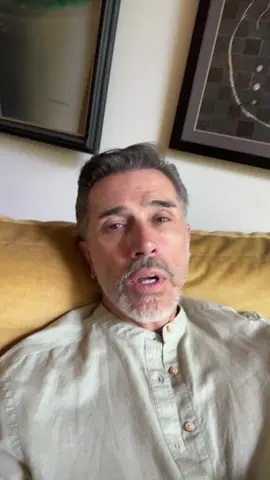 A post by @sergiomayerb_ on TikTok caption: Amor eterno, aventurero 