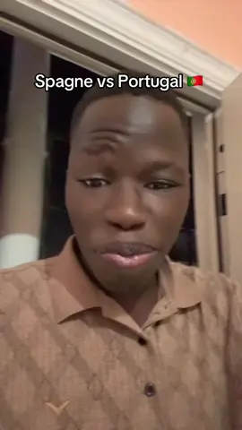 A post by @koddasall7 on TikTok caption: Portugal 🇵🇹 vs Spagne lamine yamal a peur de visage de Ronaldo 😭🙏#pourtoii 