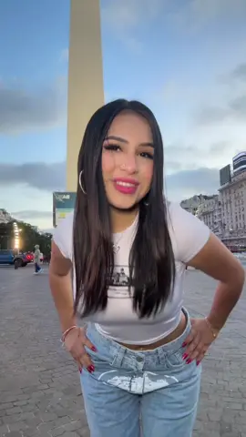 A post by @danielataquire on TikTok caption: Con quien debería colaborar en Argentina?🥹🇦🇷//Ig:Danielataquire✨#fyp 
