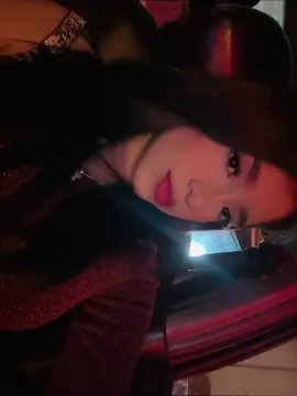 A post by @magacha.mpa30 on TikTok caption: De lejitos 😘