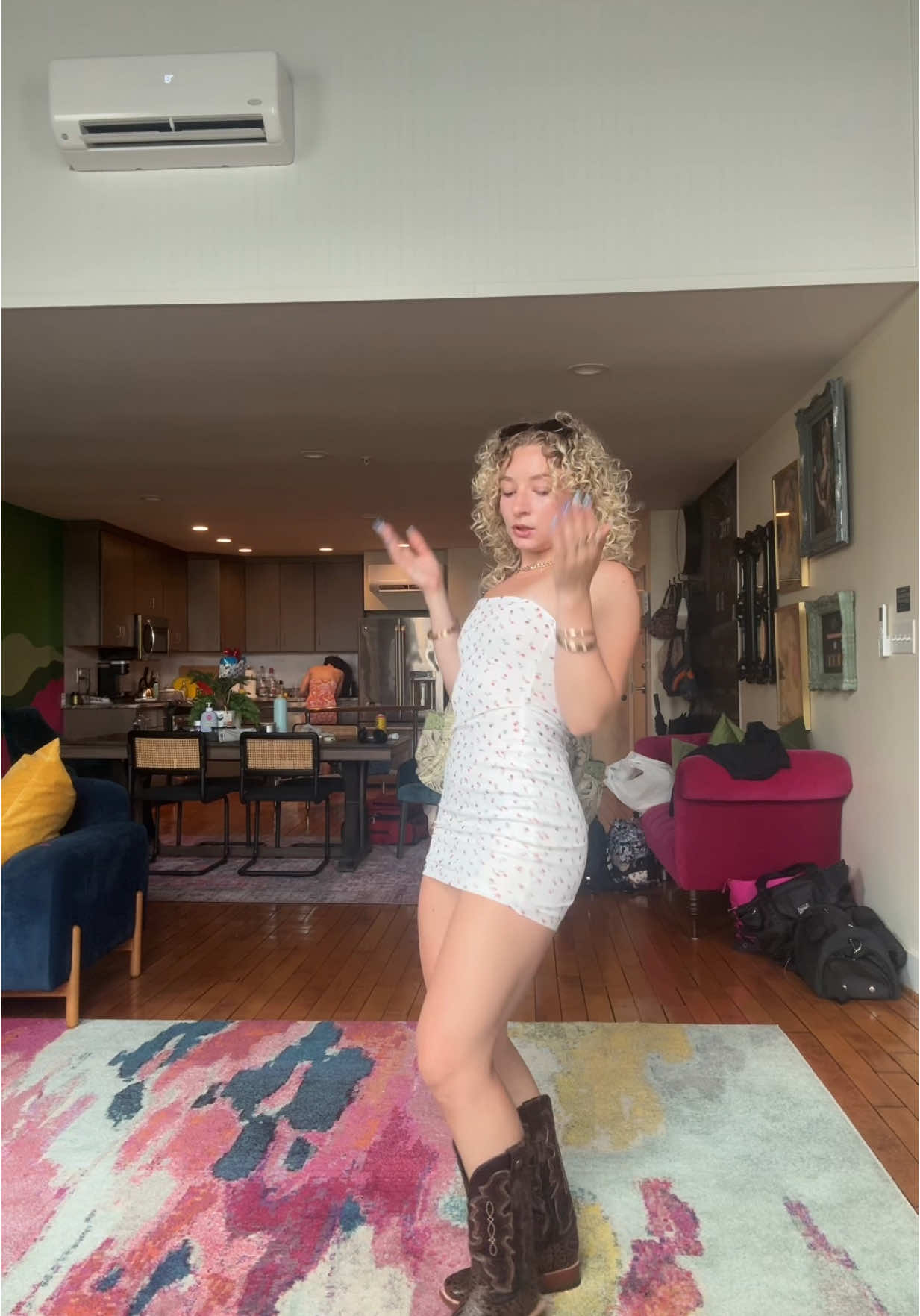 A post by @kennabeann14 on TikTok caption: Dc: @AMAHREE cowboy Kenna 