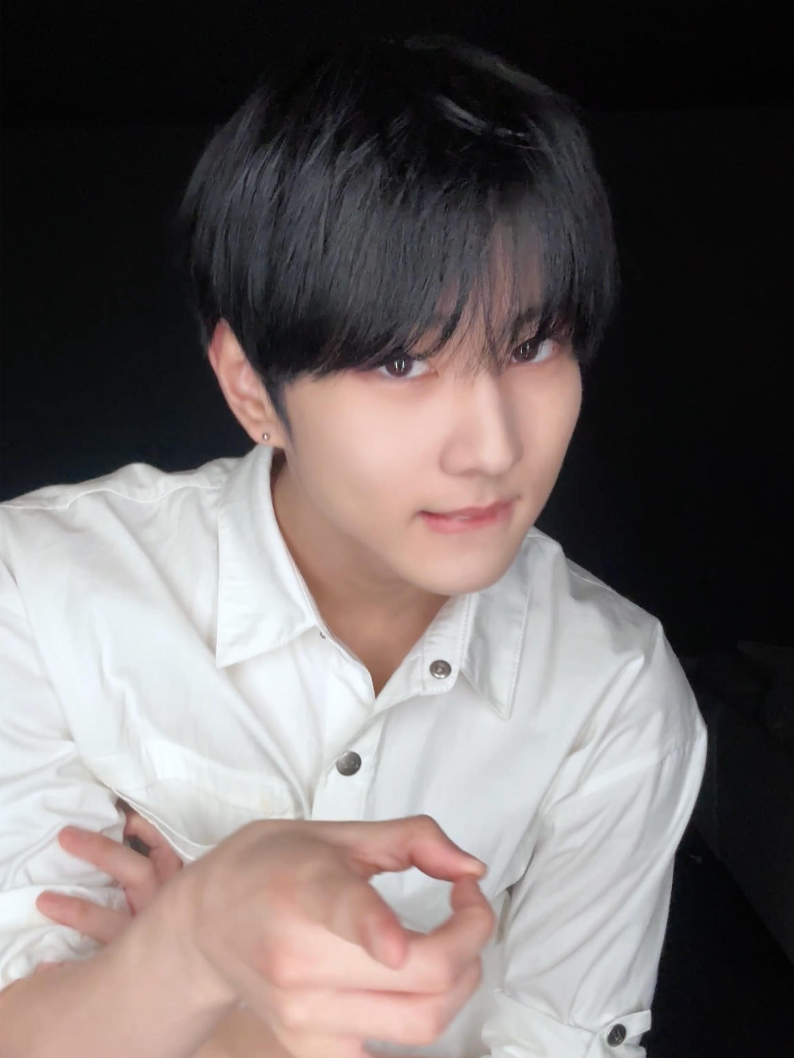 A post by @enhypen on TikTok caption: rush✨ #JUNGWON #ENHYPEN