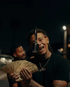 A post by @agnb.soloc on TikTok caption: since yall aint know I rap 🗣️ Hit My Line by Solo C on all platforms #fyp #foryoupage #4u #toxic 