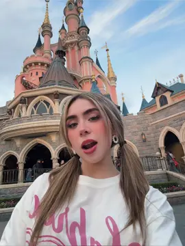A post by @xkarentorresx on TikTok caption: de la Rose siempre rompe🤭#karentorres #mexico #parati 