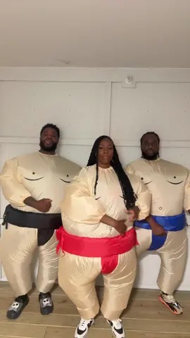 A post by @tequailspencer on TikTok caption: Two hands for safetyyyyy 😂😂😂 #fypシ #viral #riqriq #ketrailxtequail   @RiqRiq @Trail 🏚️ 