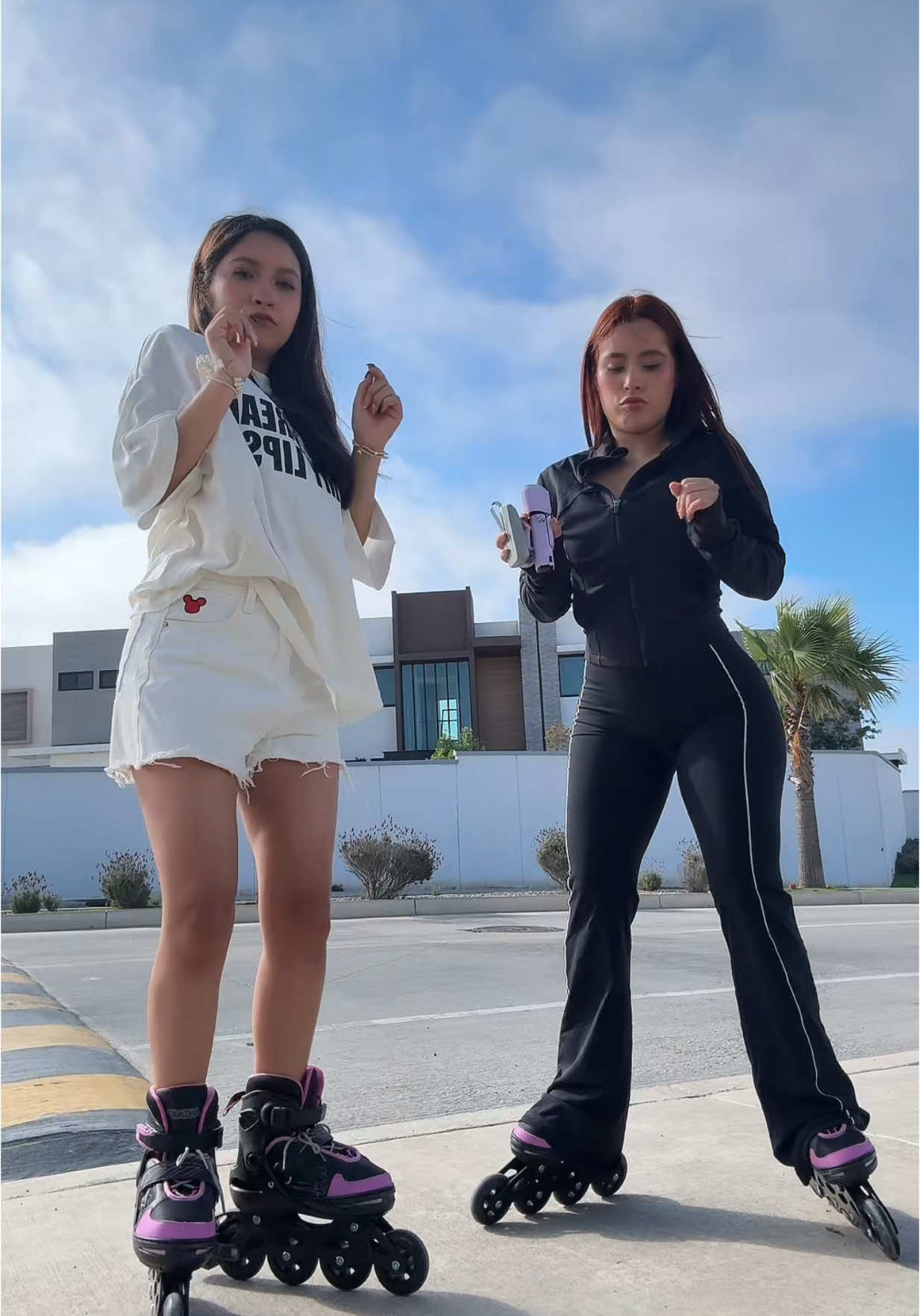 A post by @its.michhh on TikTok caption: Adivina en qué ciudad estamos 🫣