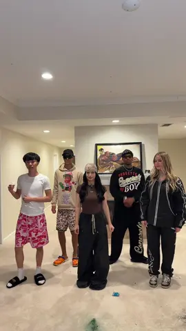 A post by @wendolynortizz on TikTok caption: #wendyortiz #ray #tylil #tota #gina