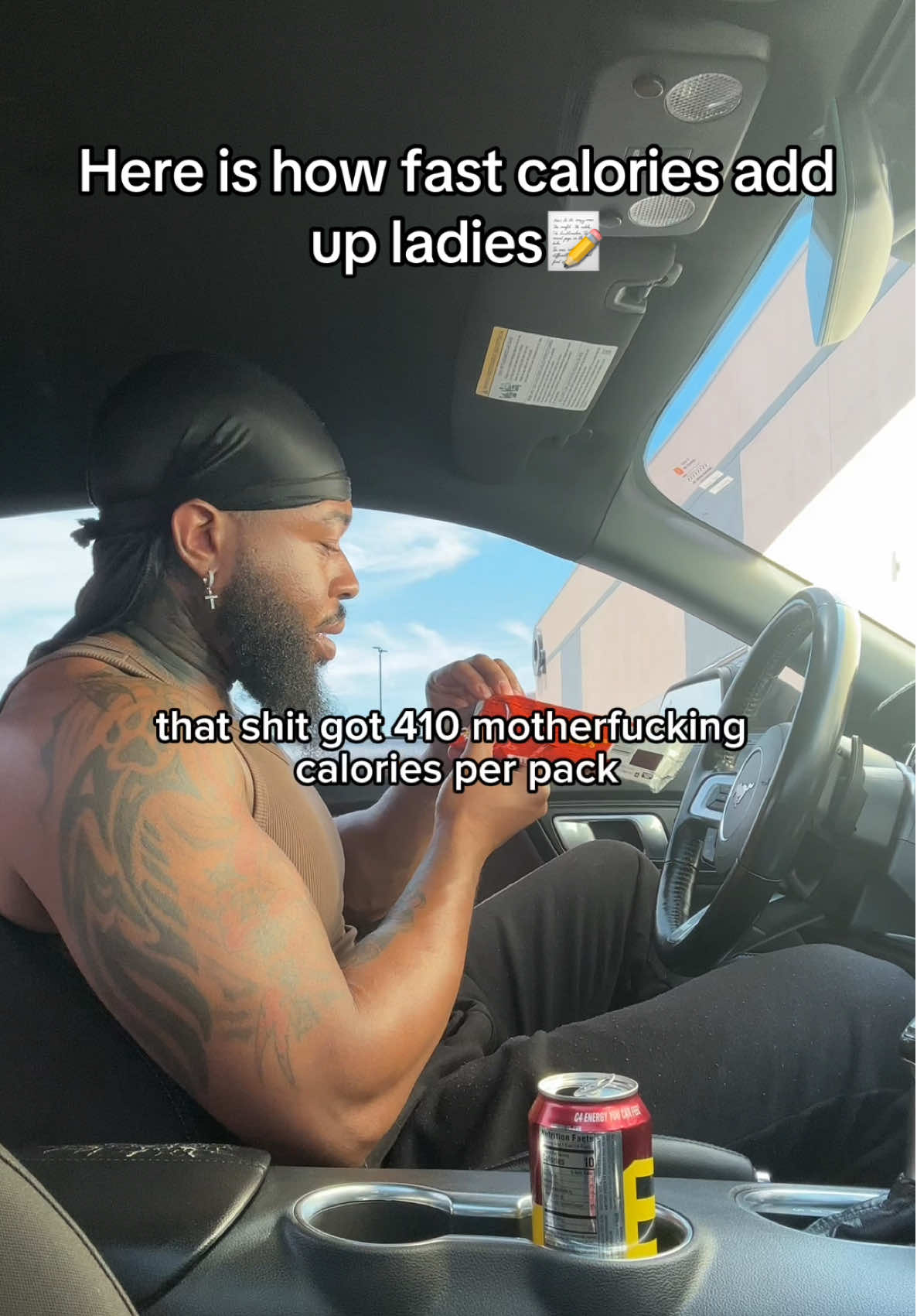 A post by @deathstrokefitness on TikTok caption: Track your calories ladies #learnontiktok #weightlosstips #eatinghealthy 