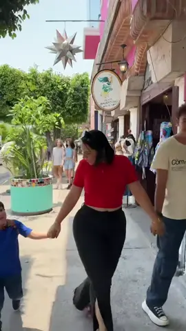 A post by @alyasanchez_ on TikTok