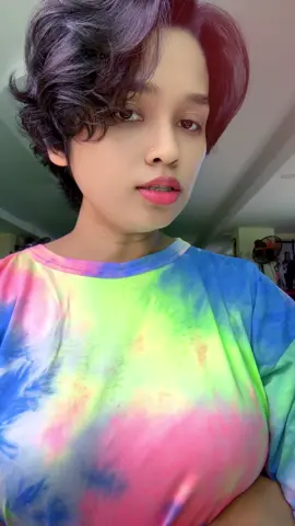 A post by @kayt79 on TikTok caption: မျက်နှာနဲ့လက်နဲ့ကမခေါ်ဘူး