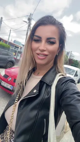 A post by @todoranlarisa on TikTok caption: #😂😂😂 