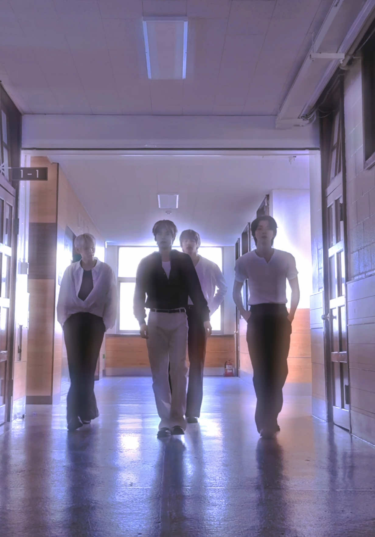 A post by @riize_official on TikTok caption: F4다 ‼️ #RIIZE #라이즈 #RISEandREALIZE  #ODYSSEY 
