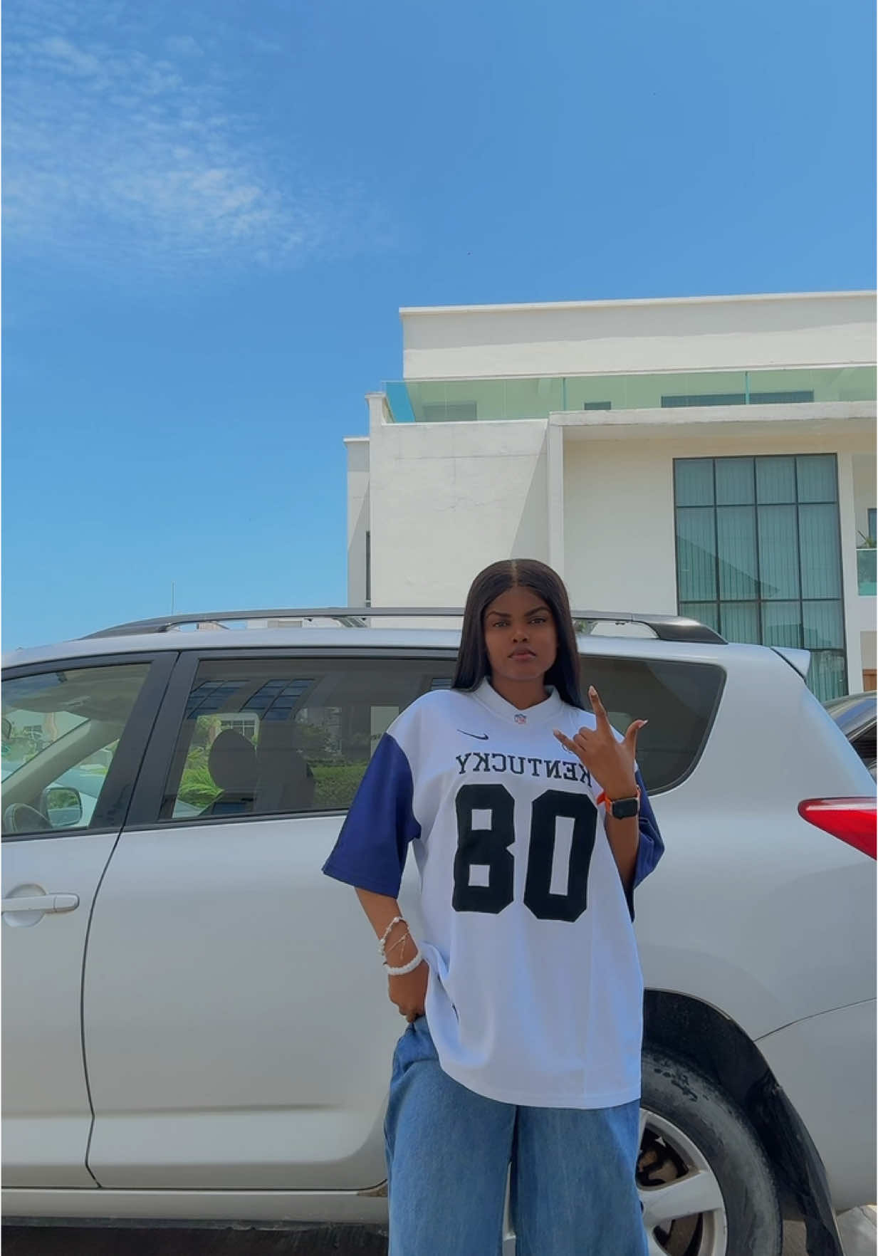 A post by @realjadrolita on TikTok caption: Who go order Azul for me na??🤪