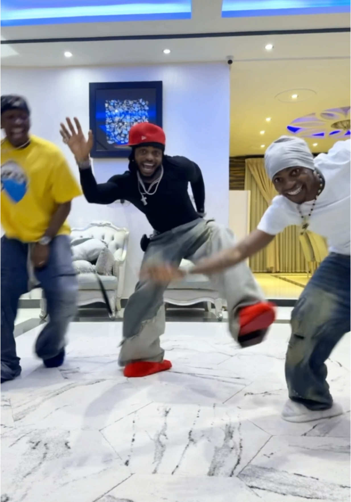 A post by @diamondplatnumz on TikTok caption: #BABU #BABUchallenge #DiamondPlatnumz #Wasafi 