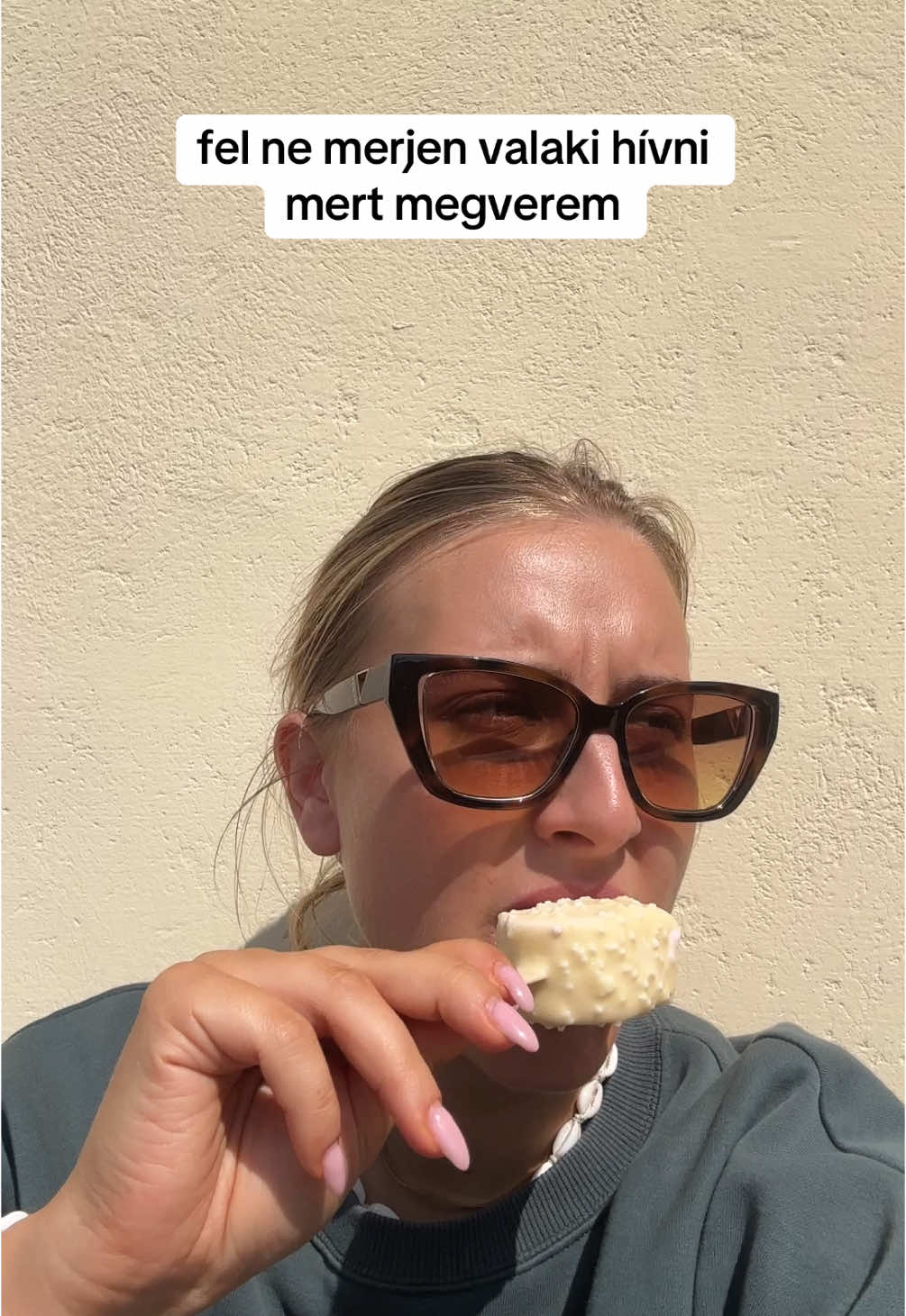 A post by @doravandornyik on TikTok caption: insta:@doravandornyik
