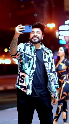 A post by @sunny_kalra55 on TikTok caption: Surprise🔥 #cute #surprise #love #story #couple #couplegoals 