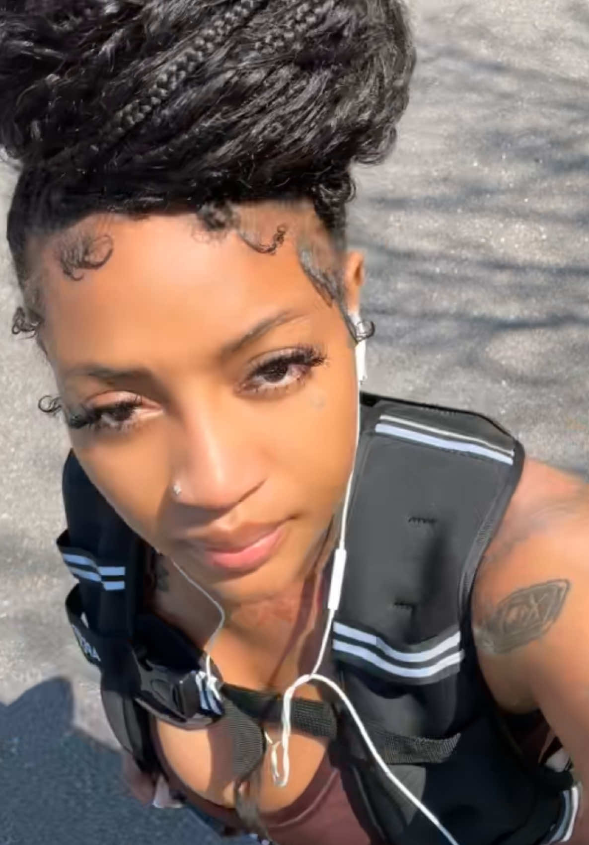 A post by @jadakingdom on TikTok caption: 😅 #letsgetit  New environment,new mindset...💕