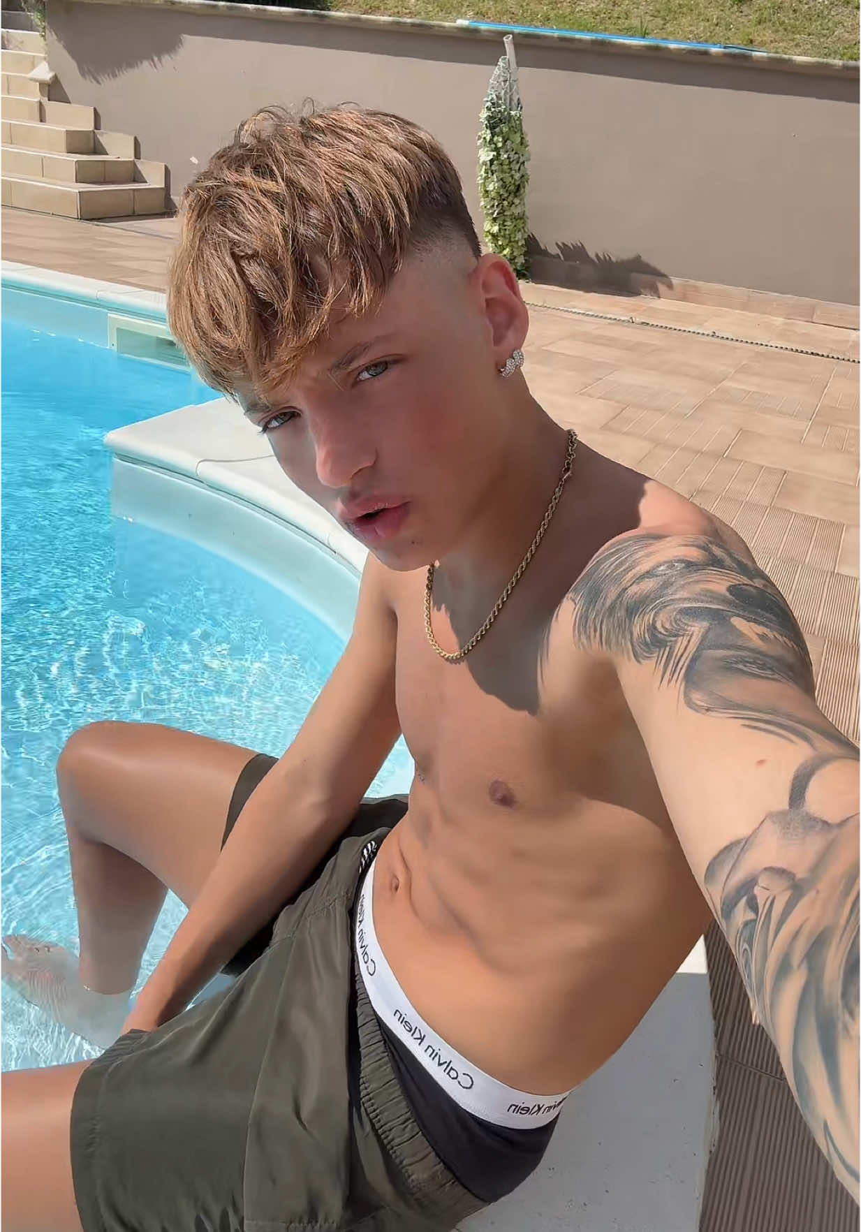 A post by @domenicoespositooo_ on TikTok caption: 👏👏👏
