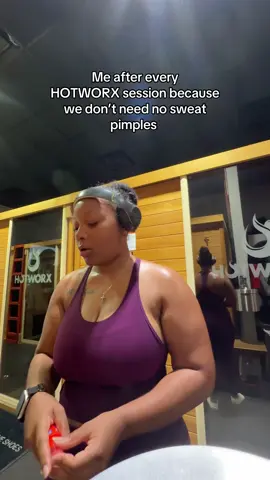 A post by @keke.janajah on TikTok caption: No pimples round here !!! Thanks to @Tower 28 Beauty ❤️