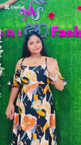 A post by @manishafashion2 on TikTok caption: ඒක 😋🖤