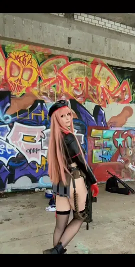 A post by @ on TikTok caption: I LOVE THIS COSPLAY - FAKE WEAPON ⚠️ #rapicosplay #rapinikke #rapinikkecosplay #nikkethegoddessofvictory #nikke #fakesituation⚠️ #fakeweapon⚠️ 