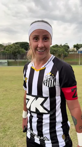 A post by @santosfc on TikTok caption: CAPITÃ! [<Z>] #SantosFC #Santos #SereiasDaVila #FutebolFeminino #TikTokEsportes 