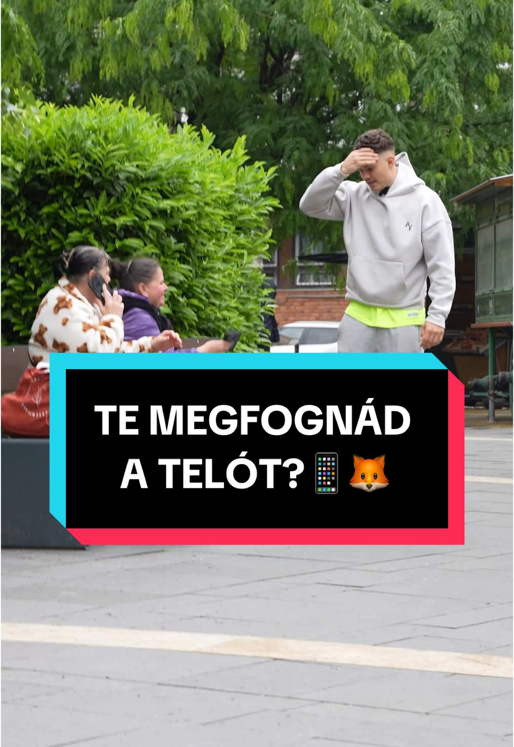 A post by @mobilfox_official on TikTok caption: #magyartiktok #foryou #fyp #nekedbelegyen #🤣🤣🤣 