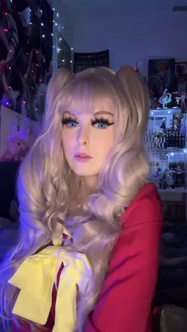 A post by @darling_c0s on TikTok caption: Hey Leute 🫶🏻 melde mich nach langer langer Zeit mal wieder und werde den Account etwas umstrukturieren. Da cosplay aus kostengründen und privaten Gründen etwas sehr zurück gerutscht ist, trotzdem werd ich eventuell wieder damit regelmäßig anfangen. Der weitere Punkt ist das ich vor habe mit streamern anzufangen und das hauptsächlich auf tiktok daher würde es mich sehr freuen wieder support von euch zu bekommen🫶🏻 man hört sich auf alle Fälle in den kommenden Tagen! Schon mal ein liebes danke im voraus an alle die mich dabei unterstützen❤️ gerne auch Vorschläge an spielen die ich streamern soll in die Kommentare 🫶🏻