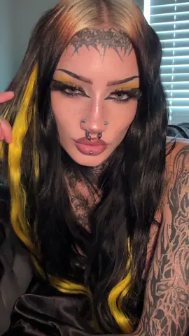 A post by @m0rguekitty on TikTok