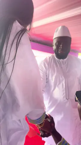 A post by @mayakaba1 on TikTok caption: MR LE MINISTRE 🫶MERCI POUR TOUT GRAND FRÈRE MORY CONDE, VIVE CNRD 🇬🇳💪🫶