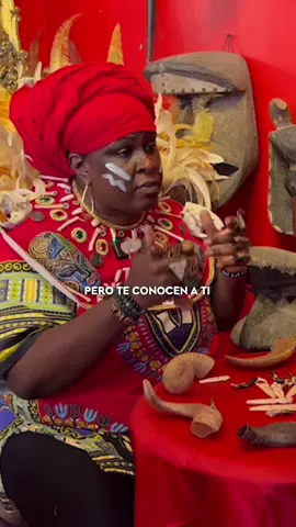 A post by @cellegrini_oficial on TikTok caption: Fui con BRUJA AFRICANA 🤯