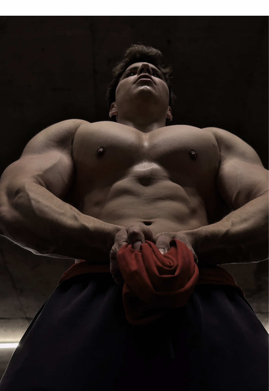 A post by @axelmguerra on TikTok caption: Nunca conocerás tu  verdadero límite hasta que lo intentes 🧬 #GymTok #fitness #fyp #gym #fitnessmotivation #aesthetic 