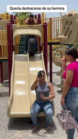A post by @enlacesdevida on TikTok caption: Queria deshacerse de su hermana, todo por dinero