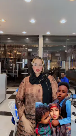 A post by @kajolqueenhanio on TikTok caption: Alow cadowga ka qabo abyo mar walbo garabkaga nahye niyada nh qer u sheg waxa la isku hayo waxa la isku yahye ka wen insha Allah Nolosha sida rabto ilhye ha kaga dhigo😭🙏❤️@team_huda_live 
