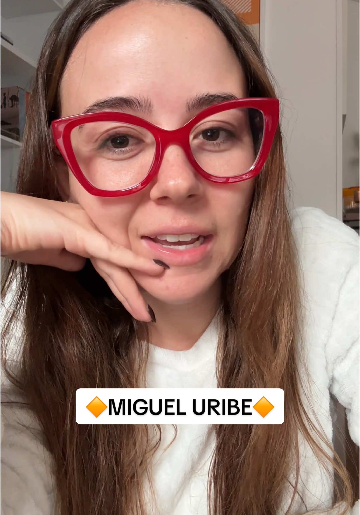 A post by @silvanaespinosau on TikTok caption: Ojalá todo salga bien❤️‍🩹 #fyp #paratí #migueluribeturbay 