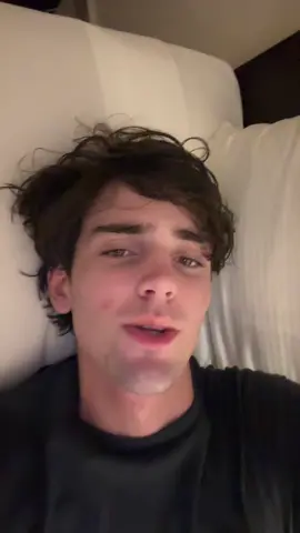 A post by @mariogmmt on TikTok caption: #fyp #humor @dafnne ☻ 
