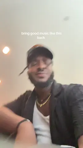 A post by @kiwiuh on TikTok caption: something we can vibe to fr 😌
