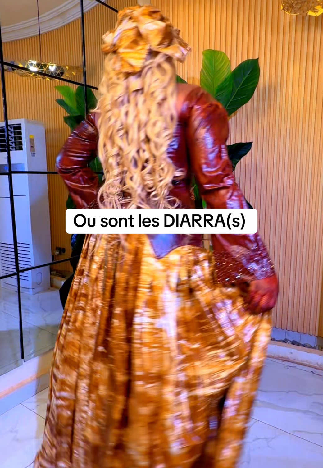 A post by @fatoumatatraore1212 on TikTok caption: Fière d’être la fille d’une Diarra @Nyka Gold à toi l’honneur vie 