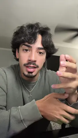 A post by @devinpaul6 on TikTok caption: Acuérdense que las políticas influyen a todos y siendo jóvenes de mi generación espero que usen sus derechos y privilegios para apoyar a los inmigrantes y nuestro futuro juntos.  Por favor conozcan sus derechos y compartan información con los que puedan.  Si tienen la oportunidad de donar directamente a familias afectadas háganlo. Y si tu familia ha sido afectada, comenten debajo de este video.  Quiero estar claro que soporto las protestas aquí en Los Ángeles y los que están protestando. Tienen todo mi respeto.  Este problema no solo afecta a los hispanos pero a todos y unión/solidaridad es súper importante en este momento.  Aquí hay organizaciones a las que he donado y que ustedes pueden apoyar también: CHIRLA (The Coalition for Humane Immigrant Rights) ILRC (Immigrant Legal Resource Center) The ACLU (American Civil Liberties Union) Some immigration legal services: USC Gould school of law- immigration clinic: 699 Exposition blvd Los Angeles, Ca 90089 (213)-821- 5978 Legal aid foundation of Los Angeles: 700 S. Broadway,  Los Angeles, Ca 90003 (213)-640- 3950 Immigrant center for women and children: 634 S. Spring St. suite 727  Los Angeles, Ca 900014 (213)-614-1165 #immigration #Ice #protest #losangeles  ——————- I encourage you all to know your rights, spread awareness, and donate to families/ individuals in need of help. Also I would like to say I fully support the riots currently being held in Los Angeles and that individuals voicing for those who can’t have my upmost respect. It’s important to note that although the Los Angeles raids have targeted Hispanics/ Latinos, other races and ethnicities have been affected by this as well.    Here are some helpful nonprofit organizations I’ve donated to that you can donate to help as well: CHIRLA (The Coalition for Humane Immigrant Rights) ILRC (Immigrant Legal Resource Center) The ACLU (American Civil Liberties Union)  Some immigration legal services: USC Gould school of law- immigration clinic: 699 Exposition blvd Los Angeles, Ca 90089 (213)-821- 5978 Legal aid foundation of Los Angeles: 700 S. Broadway,  Los Angeles, Ca 90003 (213)-640- 3950 Immigrant center for women and children: 634 S. Spring St. suite 727  Los Angeles, Ca 900014 (213)-614-1165 #immigration #Ice #protest #LosAngeles  