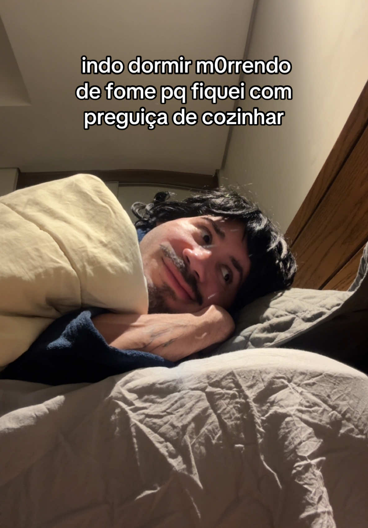 A post by @vittorfernando on TikTok caption: dói 