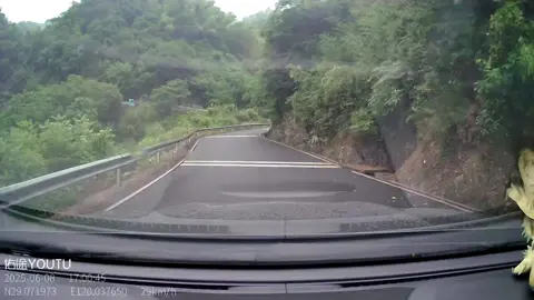 A post by @lovingyougaxina on TikTok caption: #tiktok #foryou #fyp #funny #trending #xuhuong #推薦 #熱門 #推荐 #热门 #웃긴영상 #추천 #搞笑 
