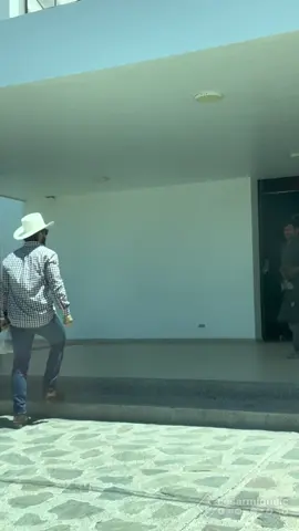 A post by @cesarmiguelc on TikTok caption: Buen provecho hermano🤲🏼 #motivation #fypシ #video 