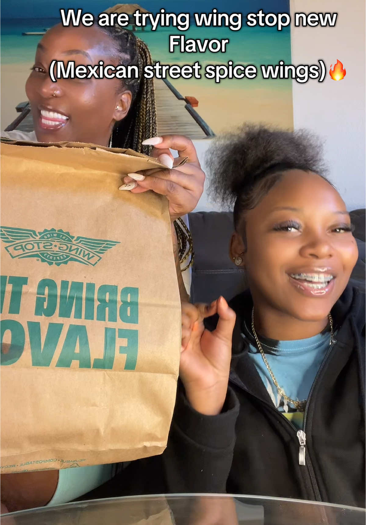 A post by @beautifulplum on TikTok caption: Why they didn’t put the hot honey on my wings 🤔🤔 that’s what I need to know , but get into this review 🔥🔥 #vira #wingstop #foryoupage #niya #msfyatee 