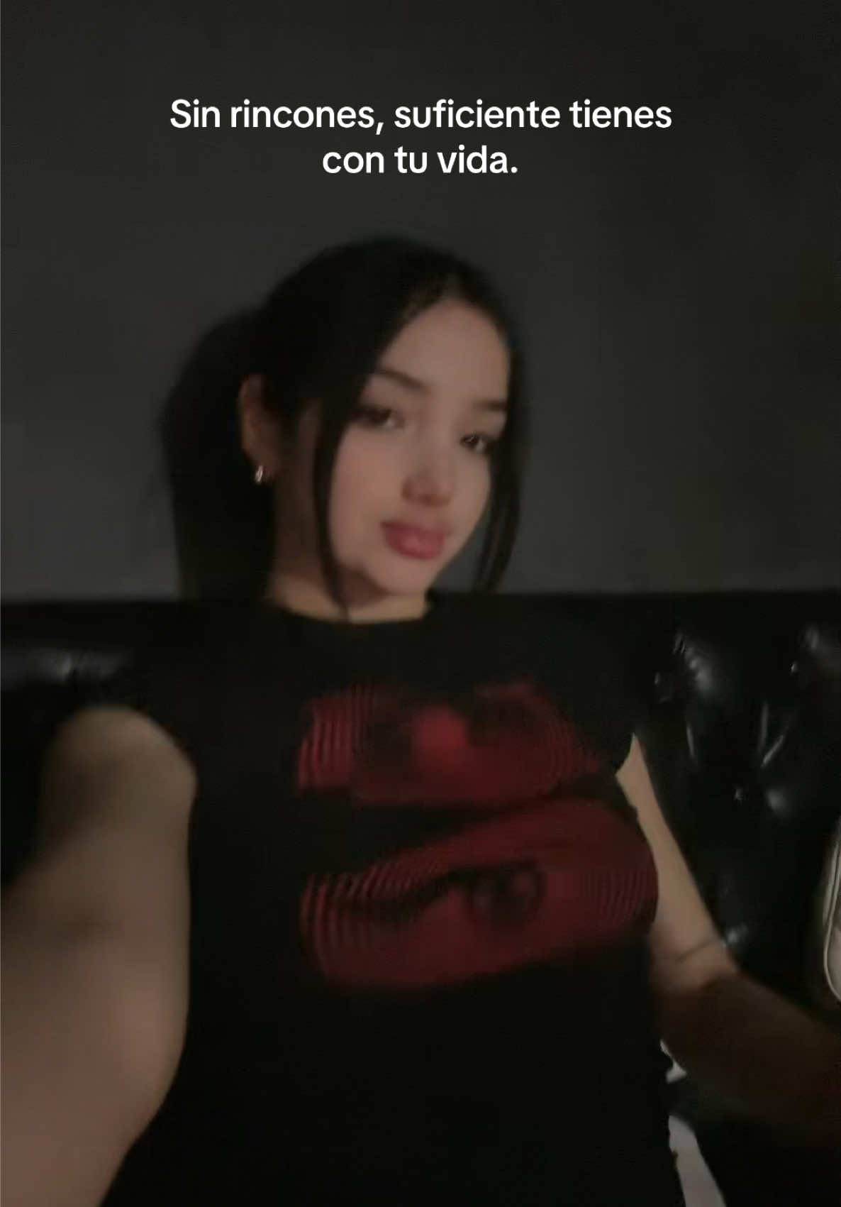 A post by @.marianay on TikTok caption: Ni modo bb💋💋#fypシ゚ 