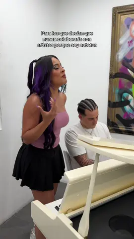 A post by @karla.bustillos on TikTok caption: Y toca soportar sin autotune 🙂‍↔️ Ella Puede Remix rompiendooo!! 🔥❤️‍🩹